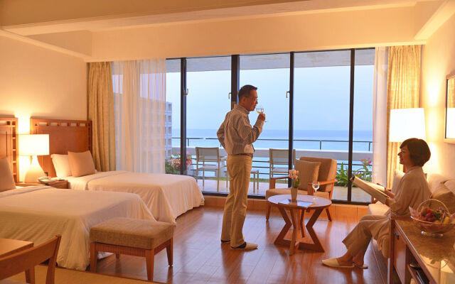 The Moon Beach Museum Resort