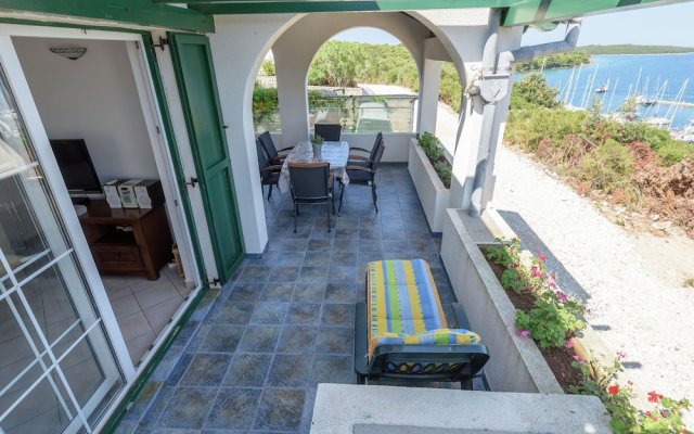 Charming Holiday House in a Quiet Area,large Covered Terrace With Great sea View