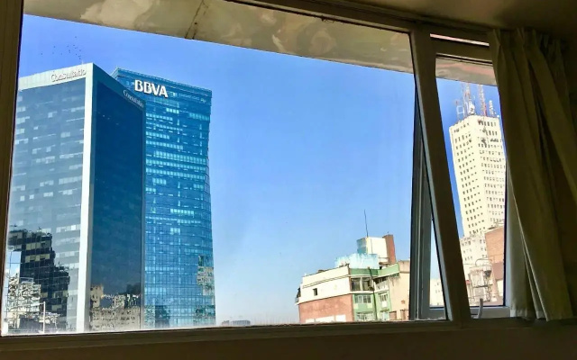 Bright, open view studio at Reconquista 870
