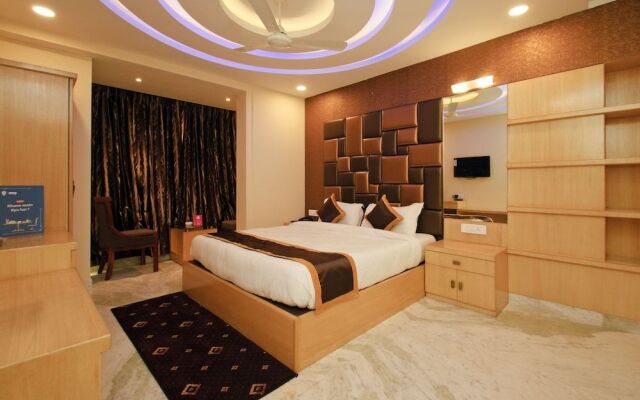 Capital O 8565 Hotel Golden Palace