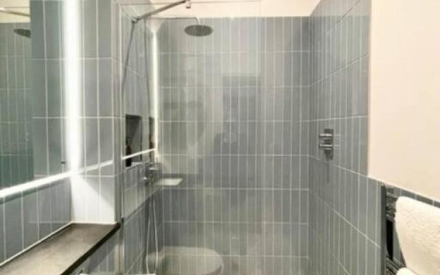 Redland Suites - Apartment 4
