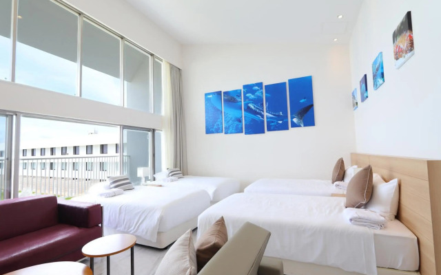 Royal View Hotel Churaumi