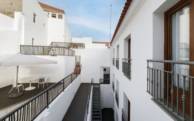 Porta da Arrábida Suites