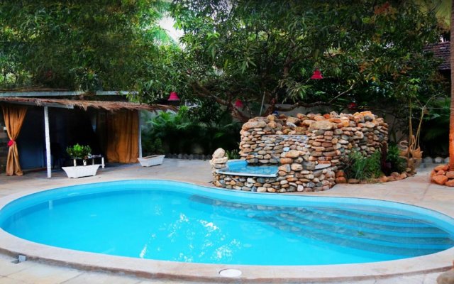 Shantie Shakthi Vagator Resort with Swimming Pool