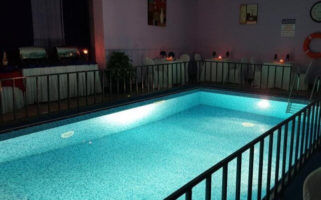 Reem Hotel Apartments