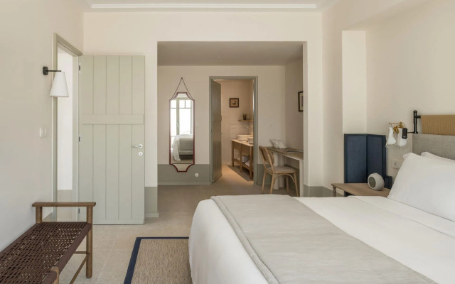 Cosme, A Luxury Collection Resort, Paros