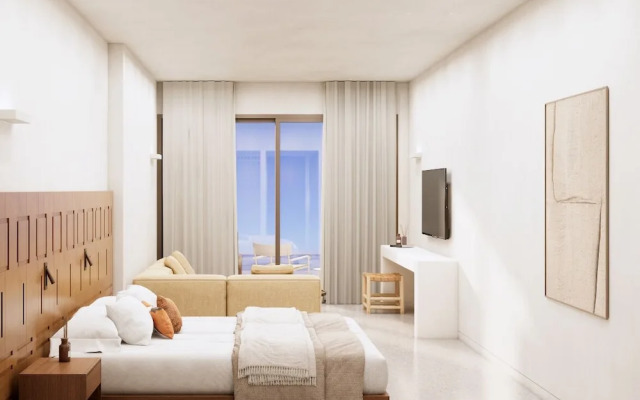 Tinos Beach Hotel & Suites