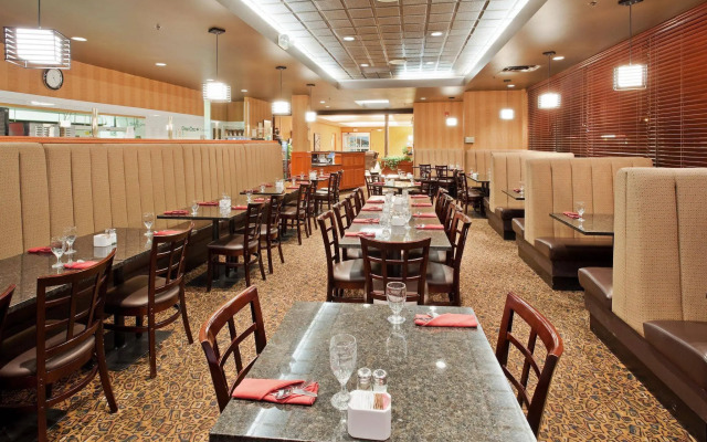 Holiday Inn Hinton by IHG