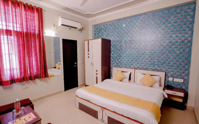 Oyo 8936 Hotel Royal Park