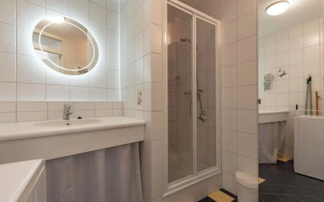 Lovely Apartment Beachside With Balcony