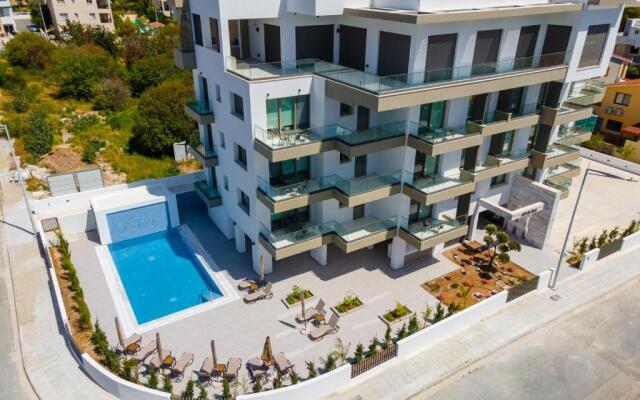 Adolina Two Bedroom Apartment 301 by Ezoria