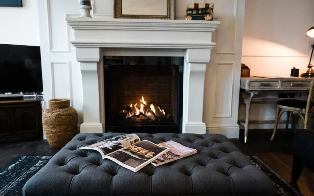 Regency House