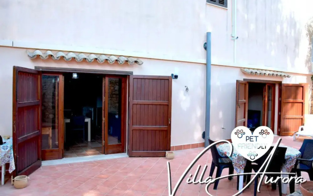 Villa Aurora, Private Pine Forest, Barbecue, Solarium