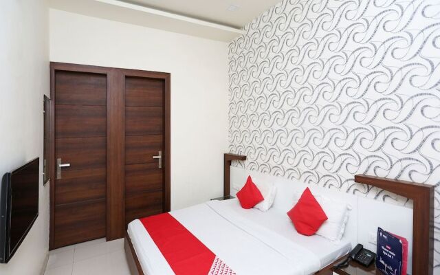 OYO 17280 Hotel Shivaay