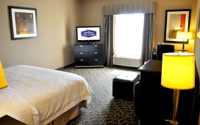 Hampton Inn & Suites Bay City, TX