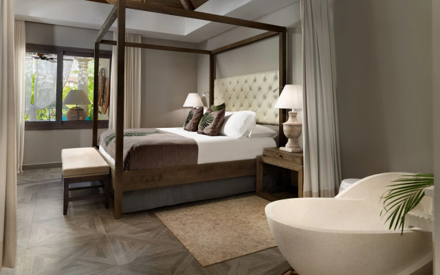 Royal River, Luxury Hotel - Adults Only