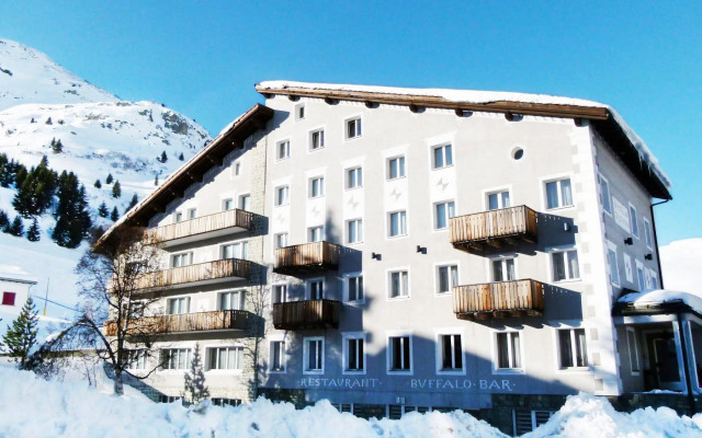 Hotel Grischuna