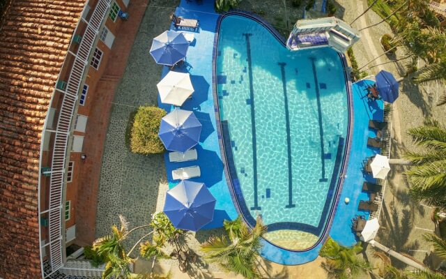 Portón de Occidente by Bernalo Hotels