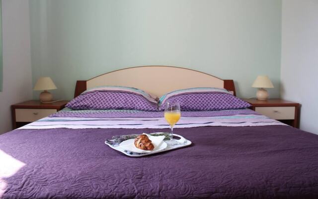 Sea View Apartment Ruza, Sleeps 4