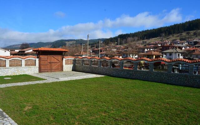 Guest House H Dzhogolanov