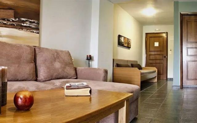 Mirtilos Studios & Apartments