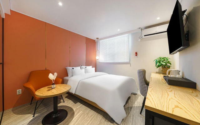 NO.25 Hotel Dongam