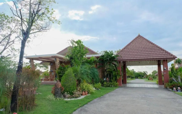 ThaiSomboon BigHome Resort