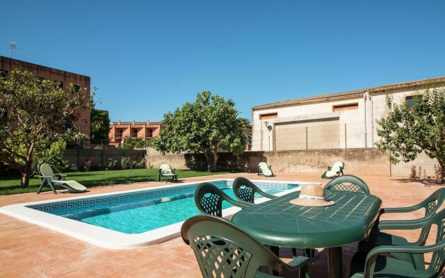 Huge Holiday Home in Catalonia With Private Swimming Pool