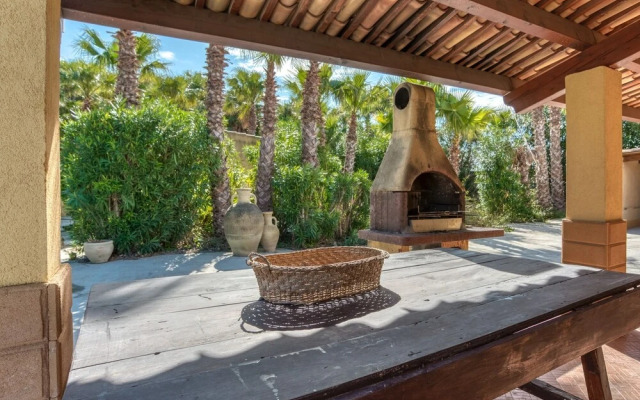 Independent House With Shared Pool