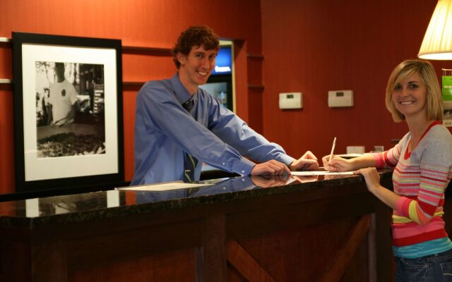 Hampton Inn & Suites Wilder