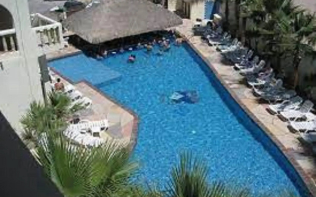 Hotel Baja