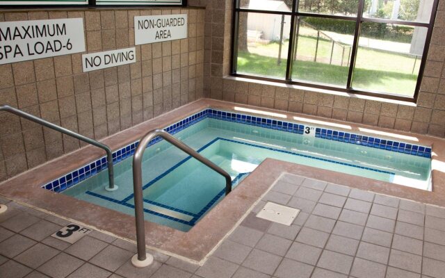 Courtyard by Marriott La Crosse