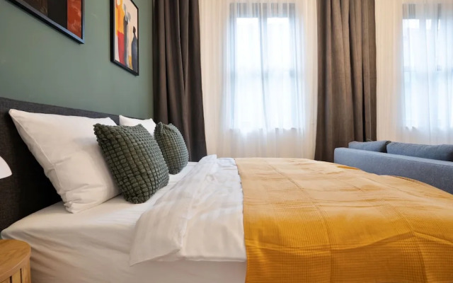 Zentrale Apartments I home2share