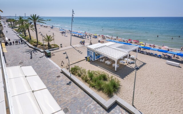 Hotel 4R Miramar Calafell