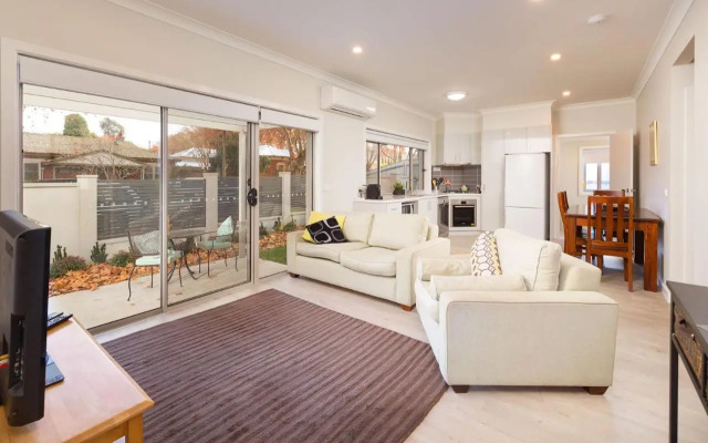 Central Sojourn on Wilcox