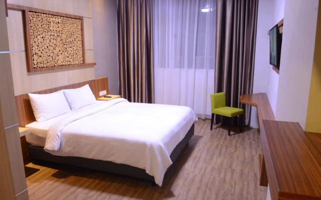 Ayola First Point Hotel Pekanbaru