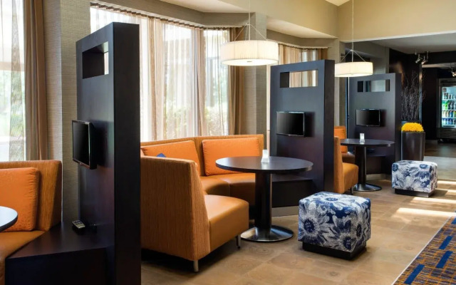 Courtyard by Marriott Denver Central Park