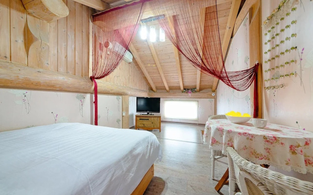 Ganghwa Izba Pension