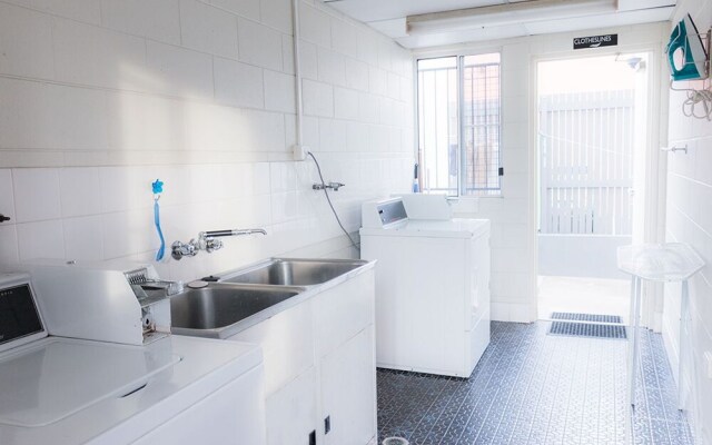 Foreign Exchange Accommodation-Beachside