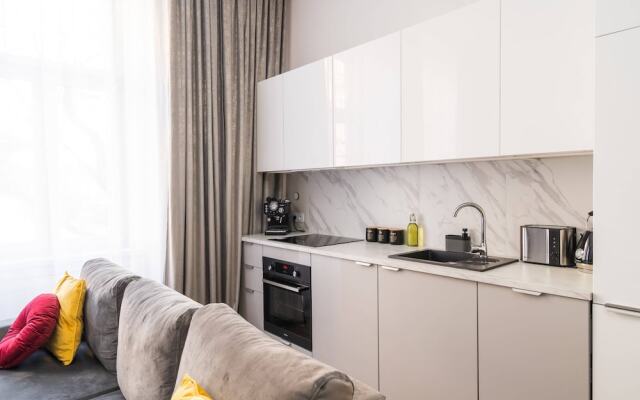 Rubinstein Apartment - LoftAffair