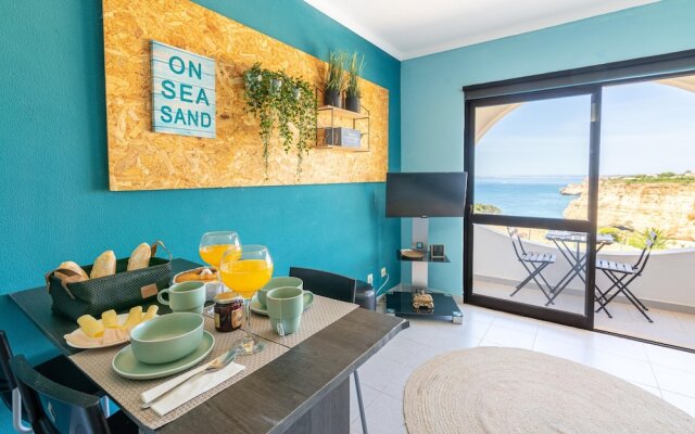 Apartment With one Bedroom in Carvoeiro, With Wonderful sea View and Furnished Balcony - 50 m From the Beach