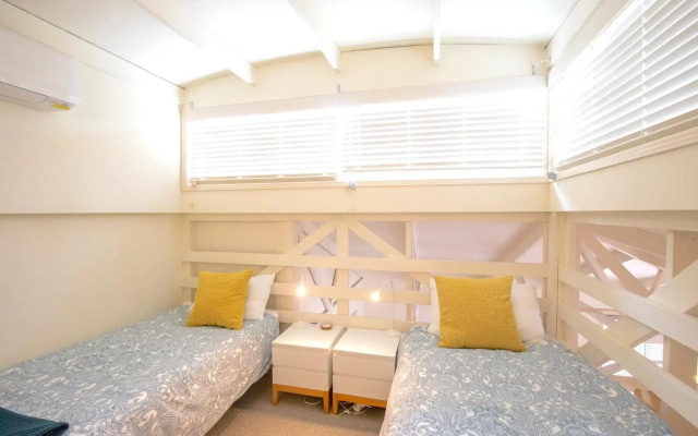 The Dunes + 100M To Beach + Pool + Exceptional Location