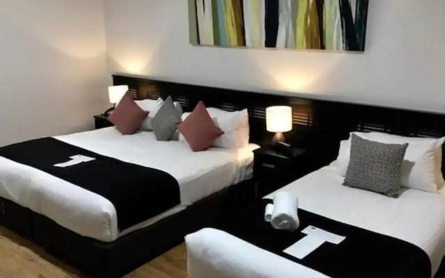 Alexandra Hills Hotel Suites