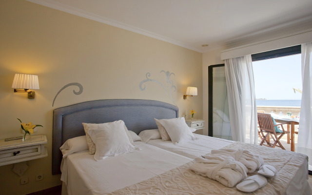 Apartments Galeon Suites