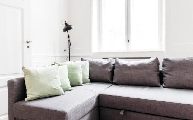 Lavish 4BR Flat in the Heart of CPH by The Canals