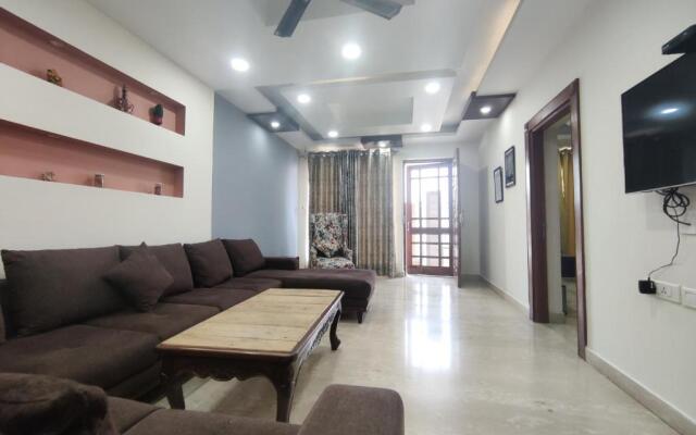 MOON3BHK By Wabi Sabi Stays