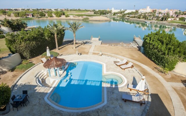 Stunning Golf Villa in El Gouna