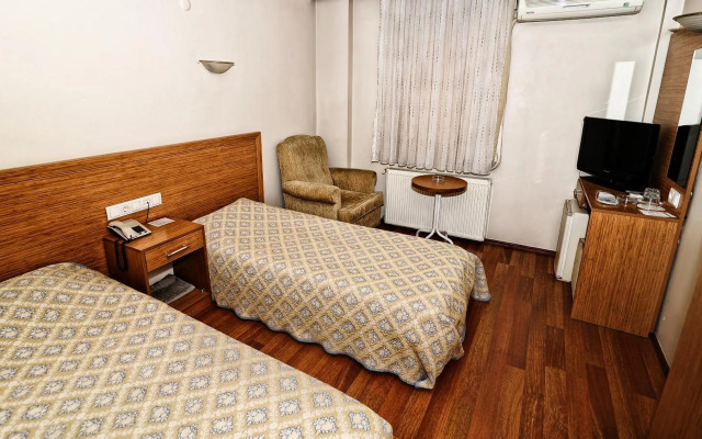 Serenti Hotel