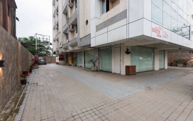 Hotel Tanish Residency