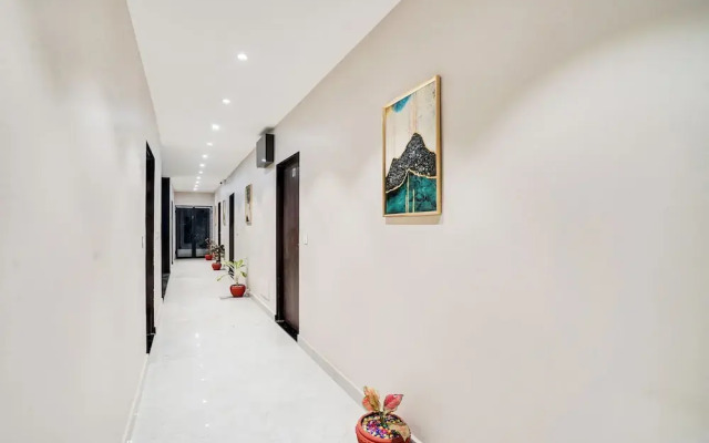 Hotel Grand Aana Inn